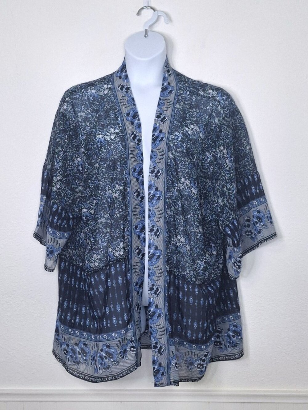 Wild Blue x Sadie Robertson Kimono Sz L Floral Sheer Cottagecore Boho Festival